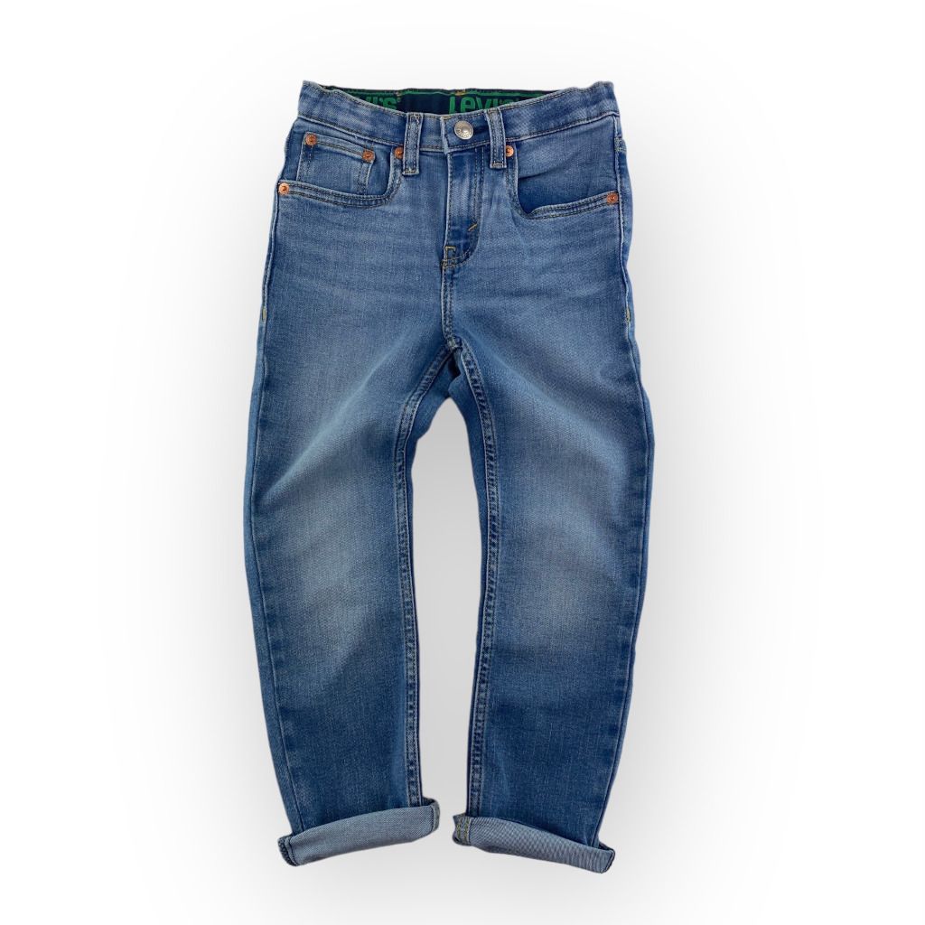 f9c87ad3 3743 47df 970b a2027598f870 DENIM